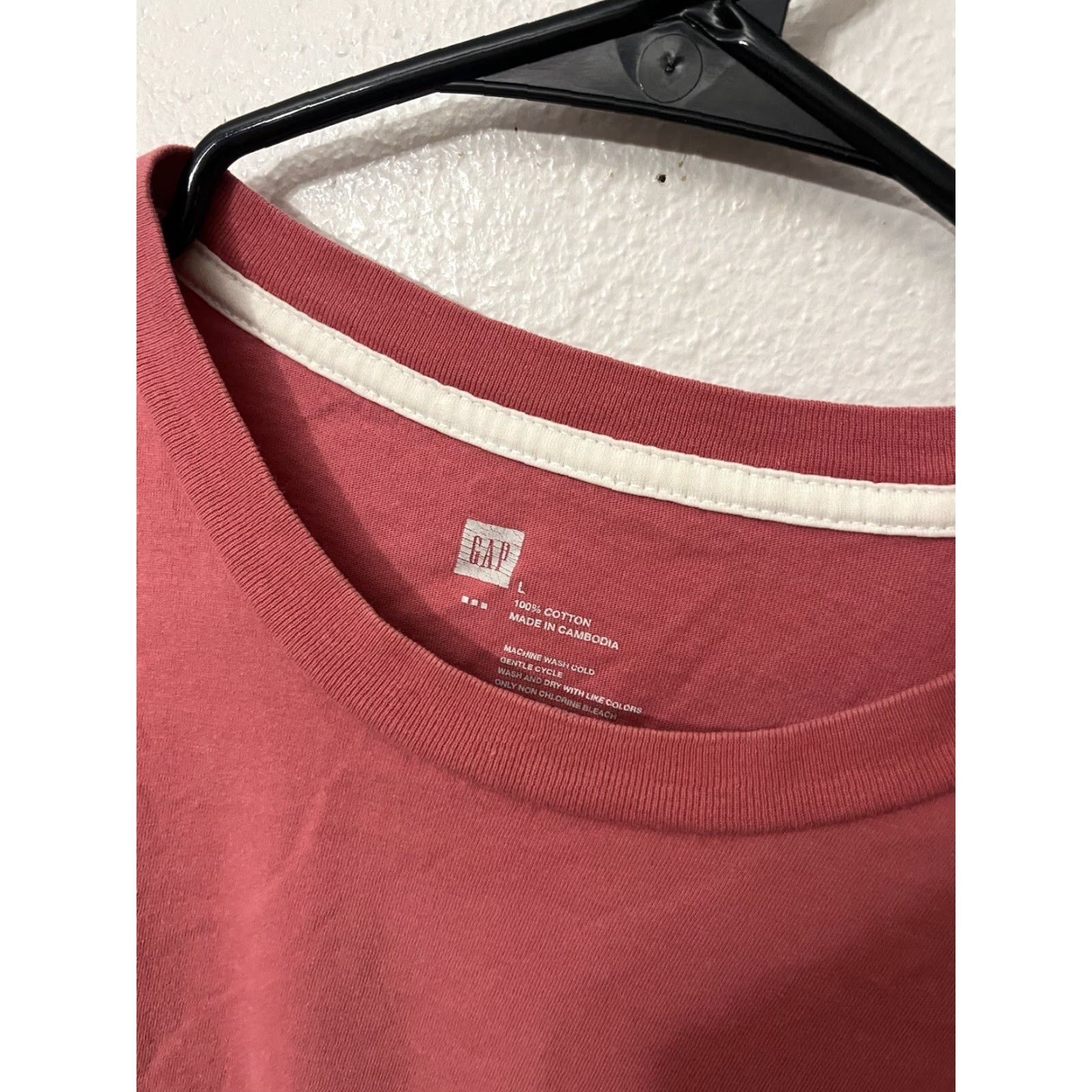 Gap Gap Crew Neck Short Sleeve T-Shirt Adult Large Pink Solid Unisex Size US L / EU 52-54 / 3 - 3 Thumbnail