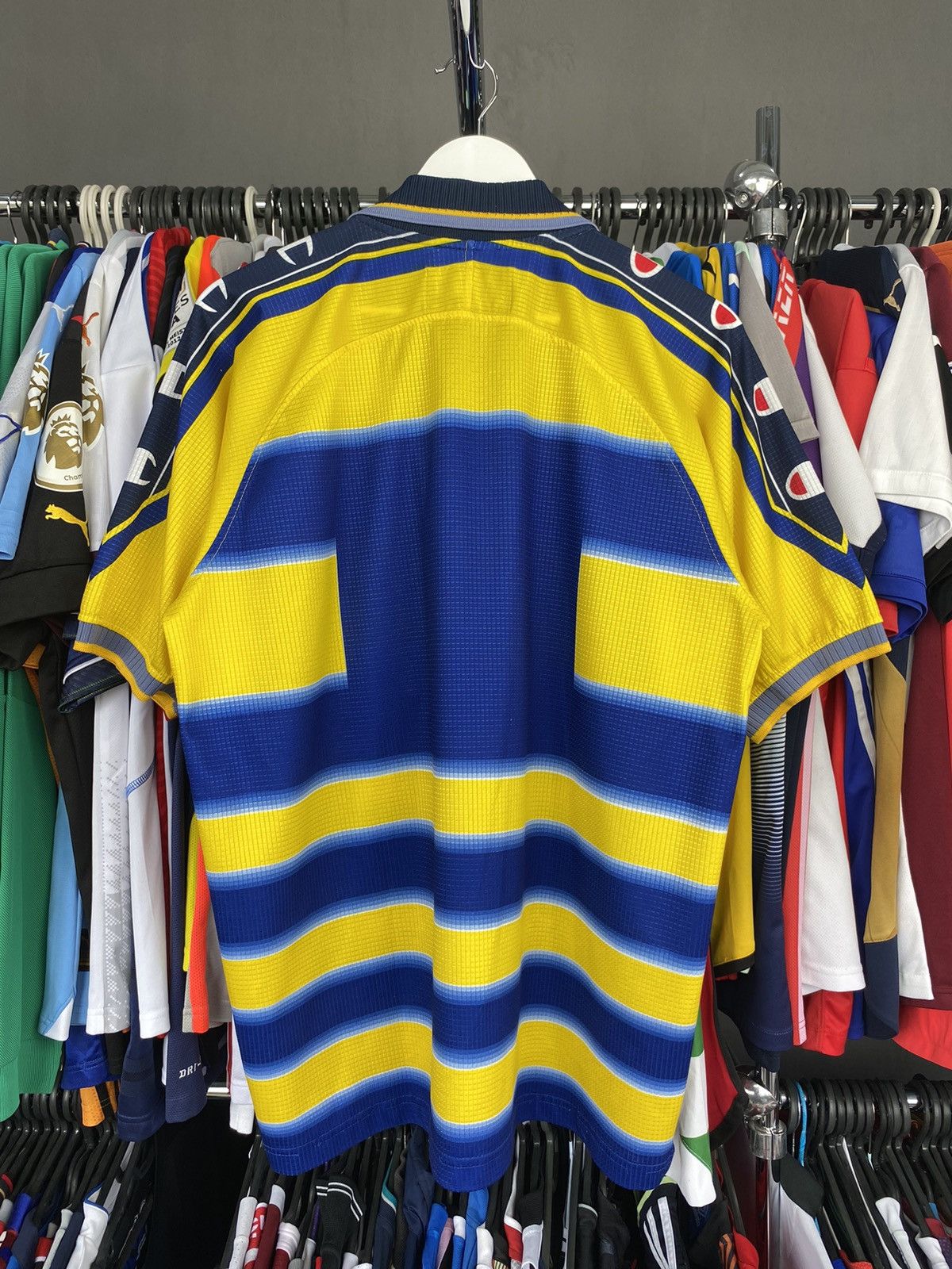 Champion 1999/00 CHAMPION AC PARMA HOME SOCCER FOOTBALL JERSEY SHIRT Size US XL / EU 56 / 4 - 2 Thumbnail