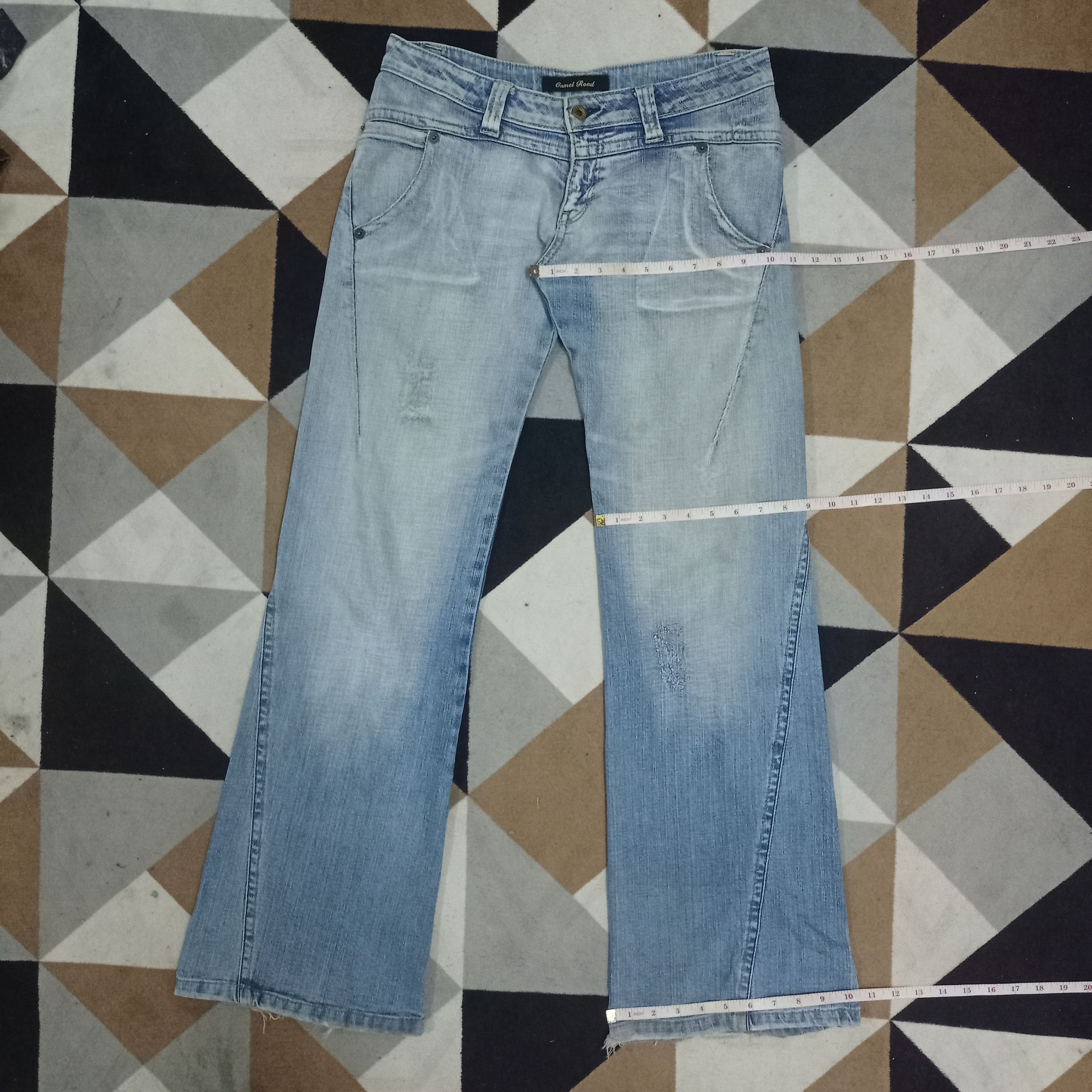 Japanese Brand Vintage Japanese Brand Flared Distressed Bell Bottoms Jeans Size 32" / US 10 / IT 46 - 10 Thumbnail
