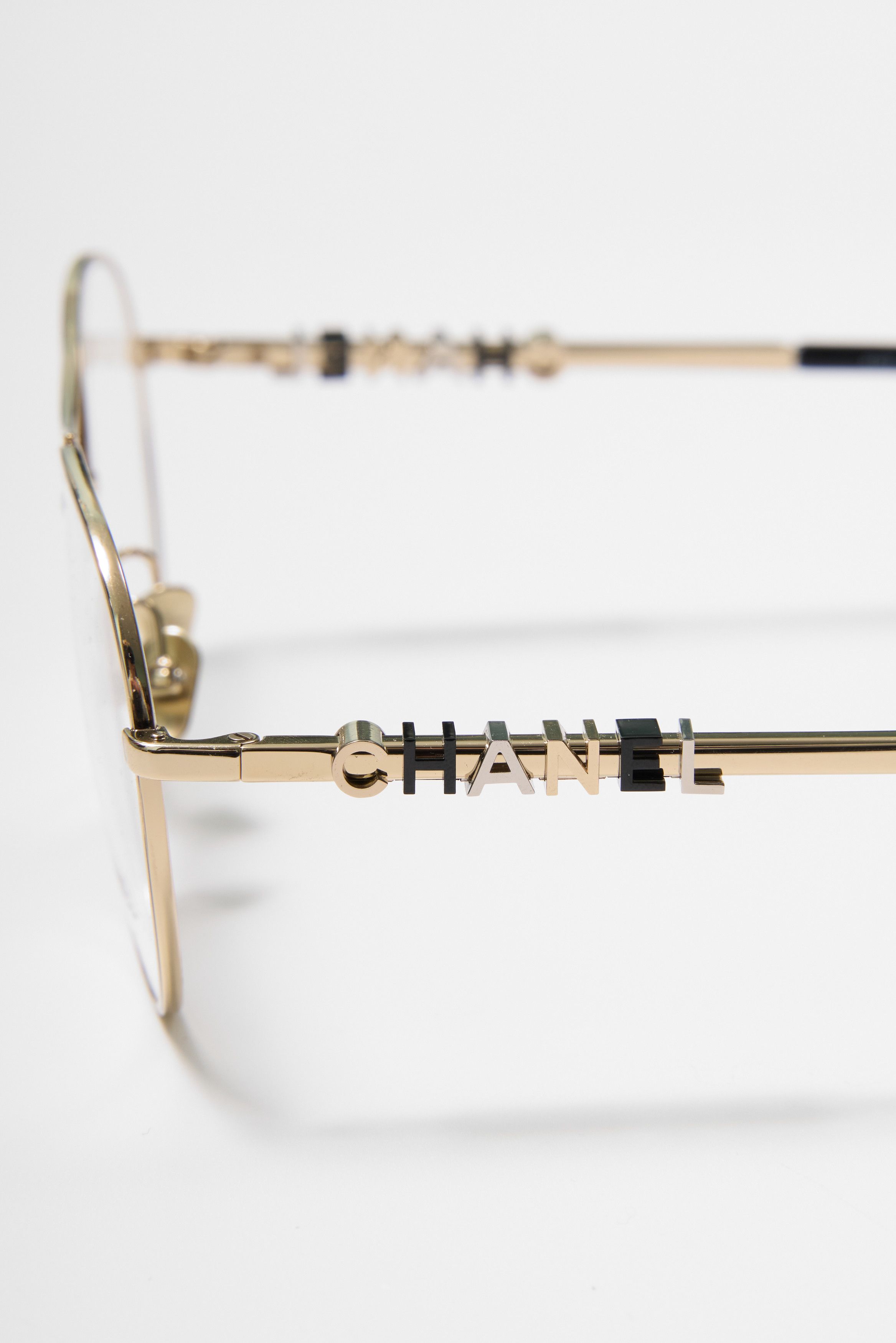 Chanel Chanel Pilot Eyeglasses Size ONE SIZE - 9 Thumbnail