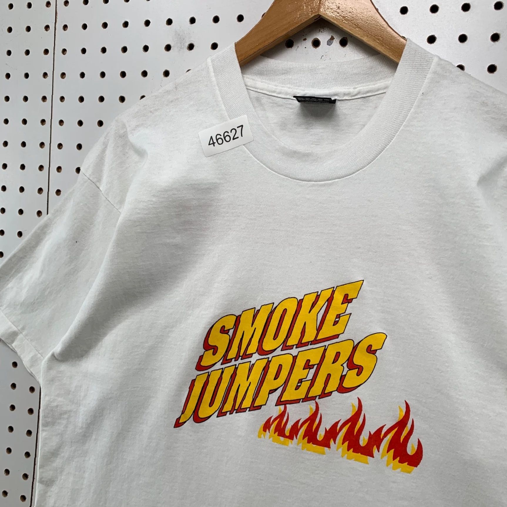 Fruit Of The Loom VINTAGE Fruit of the Loom SHirt Men XL White Mcdonalds Flames Fire 90s 1990s USA Smoke Jumpers Graphic Print Crew Neck Short Sleeve T-Shirt Size US XL / EU 56 / 4 - 6 Thumbnail