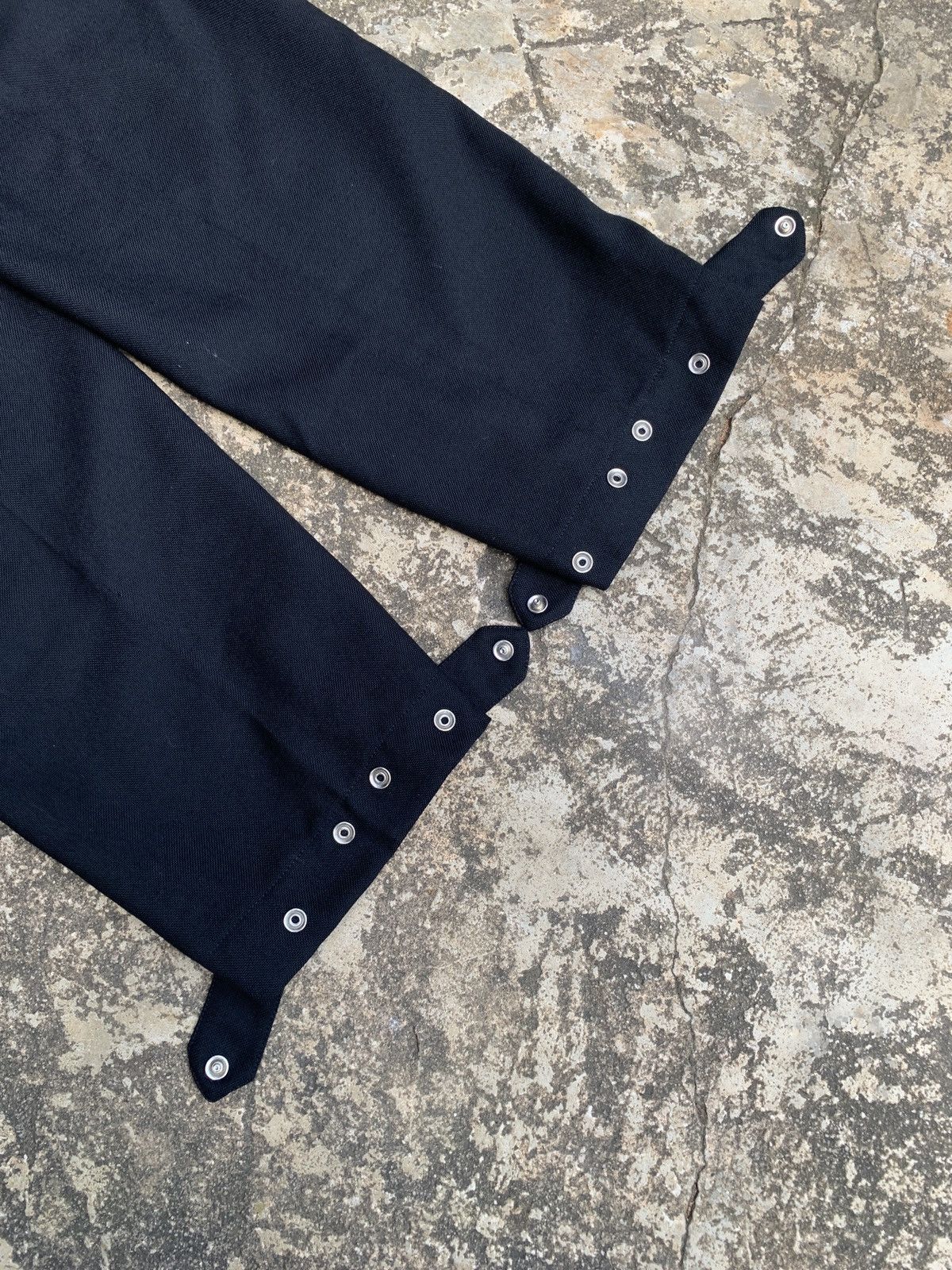 Cacharel cacharel Paris Black Virgin Wool Casual Snap Trouser Pants Size 27" / US 4 / IT 40 - 7 Thumbnail