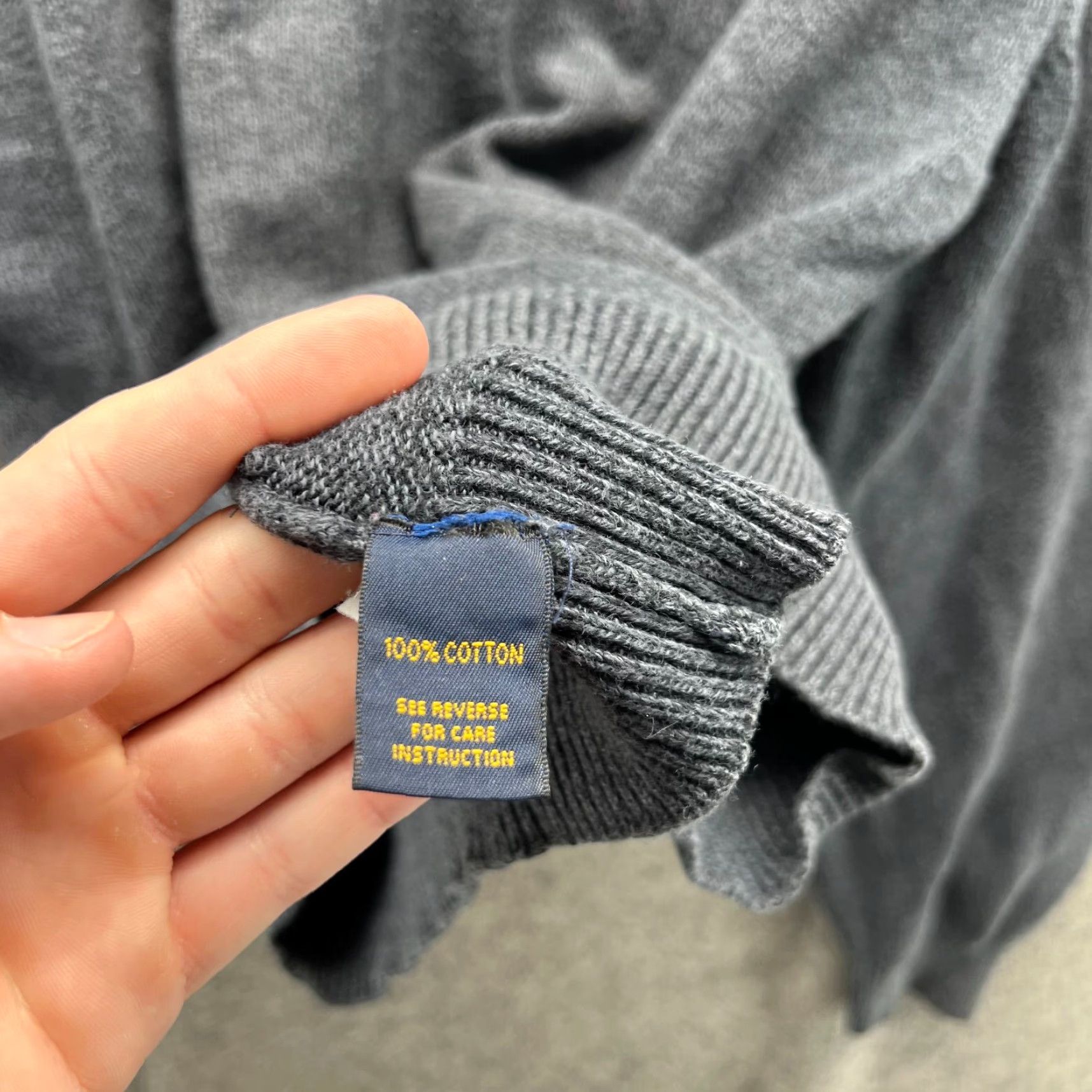 Brooks Brothers Brooks Brothers Sweater Men Large Adult Gray Pullover V-Neck Fleece Cotton Lux Size US L / EU 52-54 / 3 - 3 Thumbnail