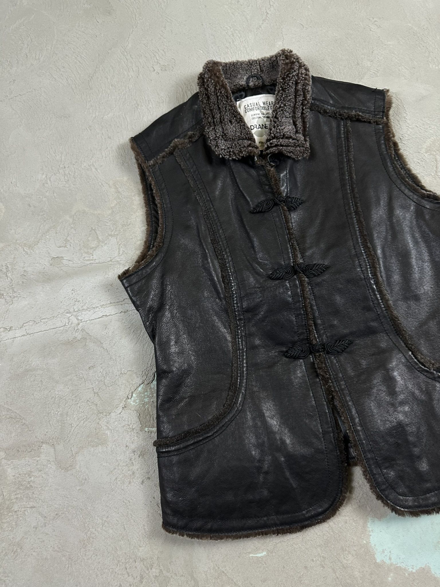 Japanese Brand 90s Vintage Leather Avant Garde Vest Size M / US 6-8 / IT 42-44 - 2 Thumbnail