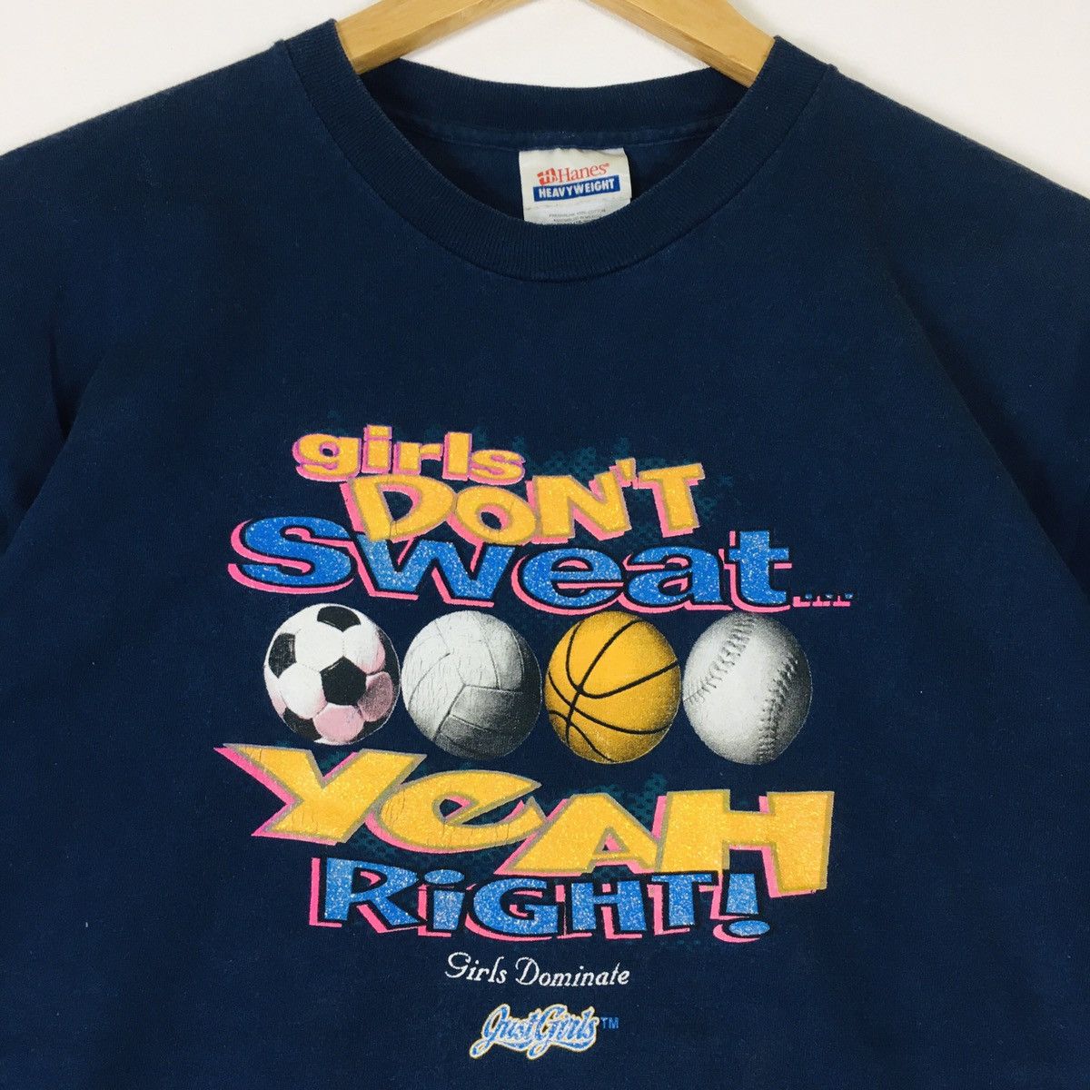 Hanes × Vintage Vintage Girls Don’t Sweat Sportswear Size M / US 6-8 / IT 42-44 - 6 Thumbnail