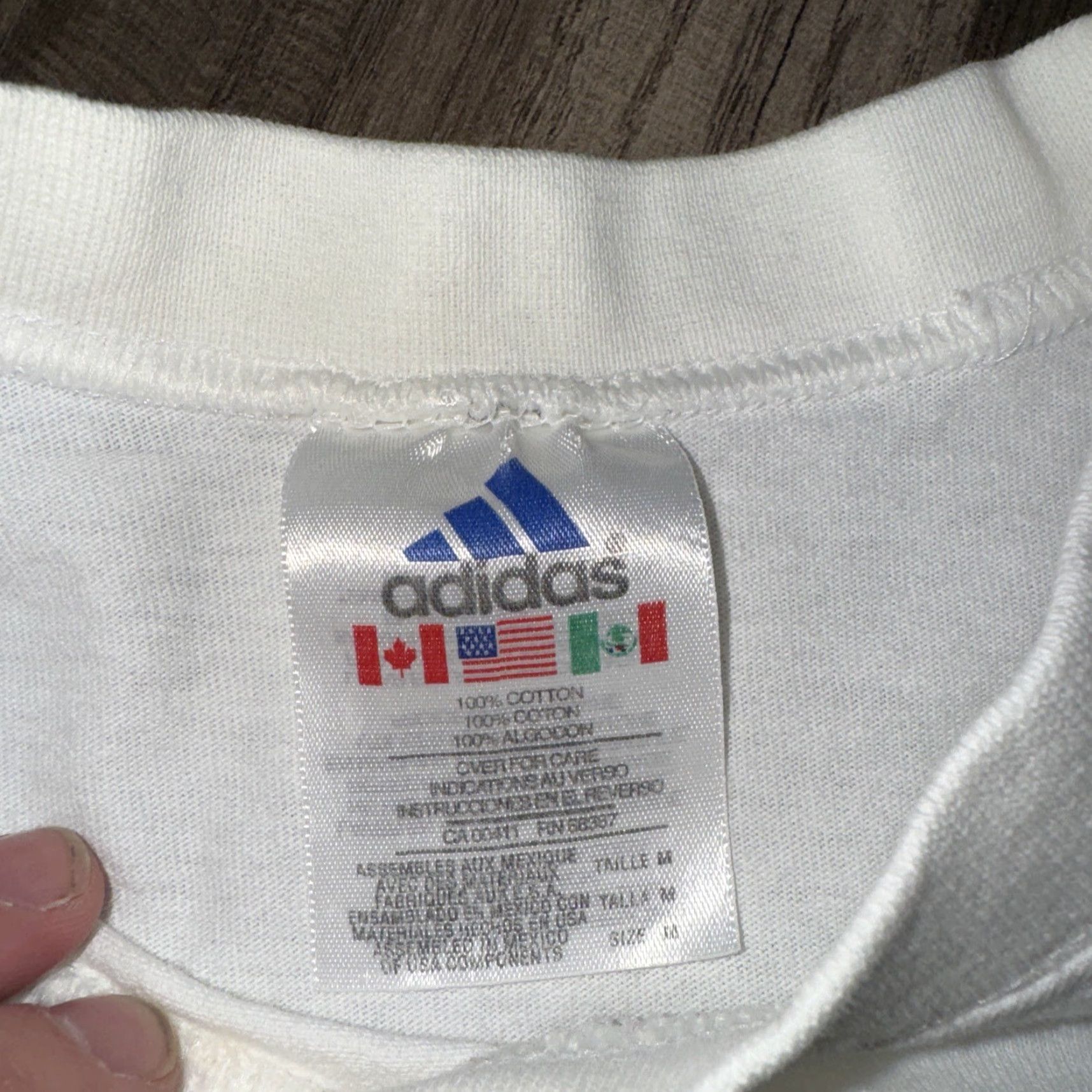 Adidas VINTAGE Adidas Long Sleeve Shirt Mens M White 18x22 Shirt Adidas Vintage 90s or Concert (if applicable) Size US M / EU 48-50 / 2 - 3 Thumbnail