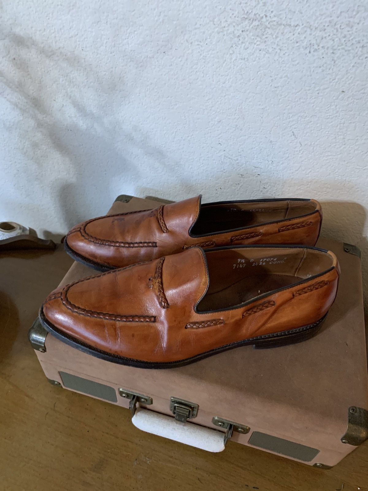 Allen Edmonds Pembroke dress slip ons Size US 9.5 / EU 42-43 - 4 Thumbnail