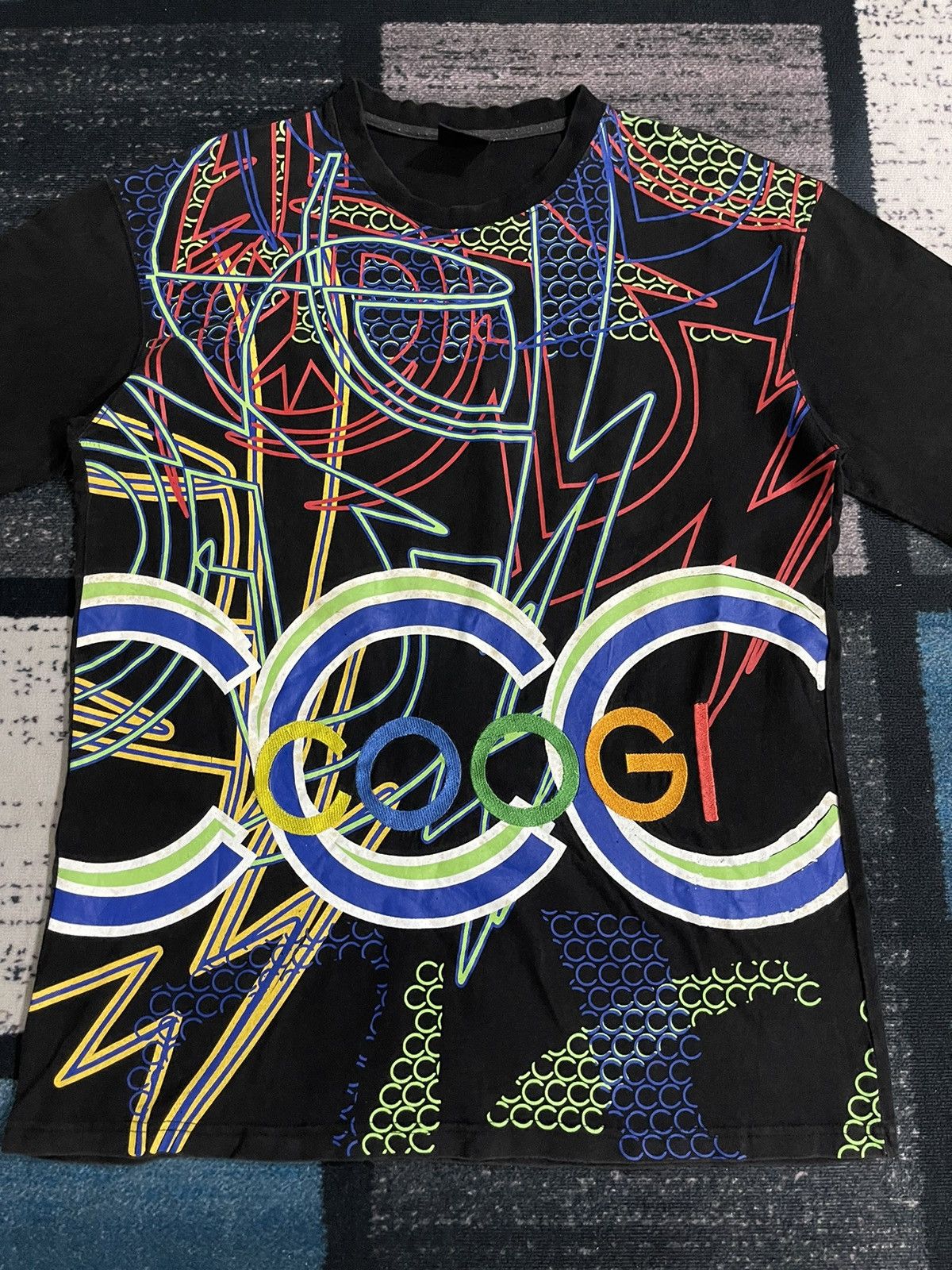 Coogi Vintage Coogi Overprint Embroidery logo Tshirt Size US XL / EU 56 / 4 - 5 Thumbnail