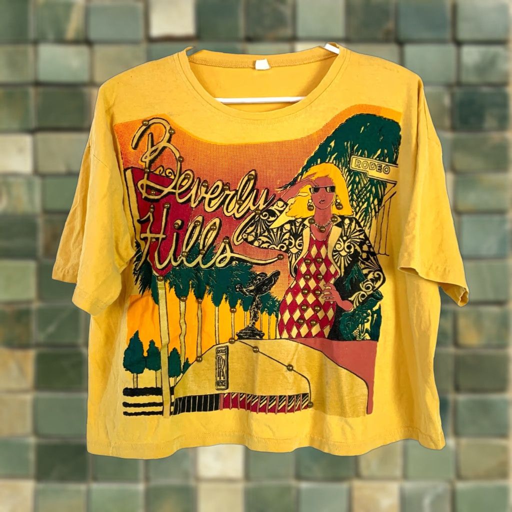Vintage VINTAGE Beverly Hills Studded Cropped Tee Shirt One Size Gold USA Unisex Adults Short Sleeve Crew Neck T-Shirt 100% Cotton L.H. Size ONE SIZE - 1 Thumbnail
