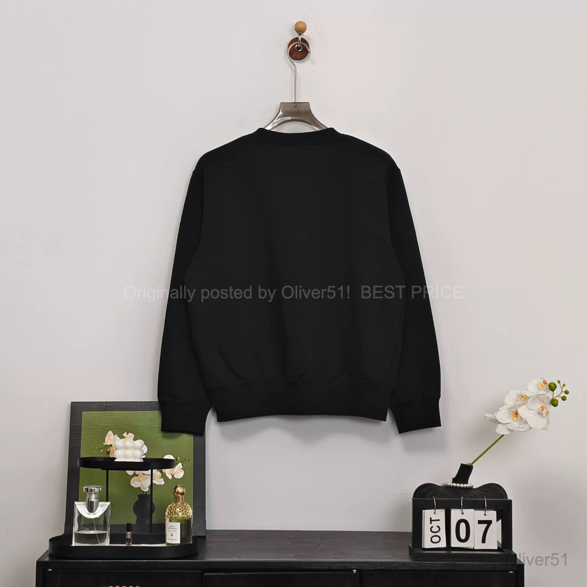 Chanel Chanel Camellia Sequin Graffiti Hooded BFAJNOP519 Size L / US 10 / IT 46 - 2 Thumbnail