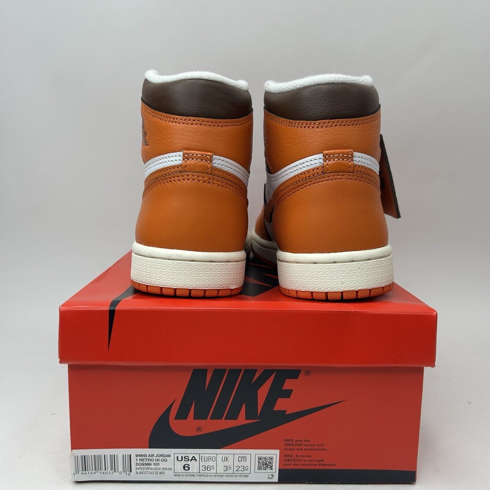 Nike Nike Shoes Air Jordan 1 Retro High OG WMNS “Starfish” 2023 Size US 6 / IT 36 - 4 Thumbnail