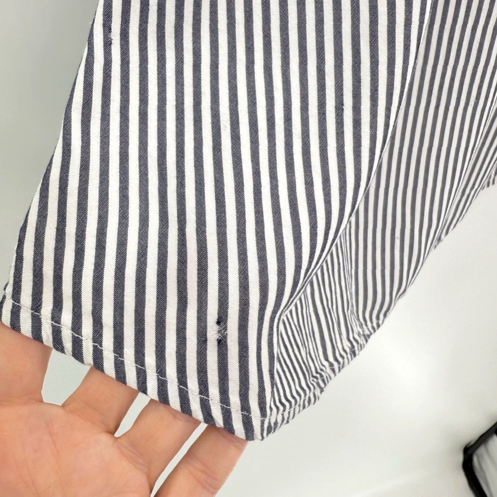 Old Navy Old Navy Tank Top Womens XXL Sleeveless V-Neck Keyhole Striped Gray Coastal Boho Size XXL / US 16-18 / IT 52-54 - 5 Thumbnail