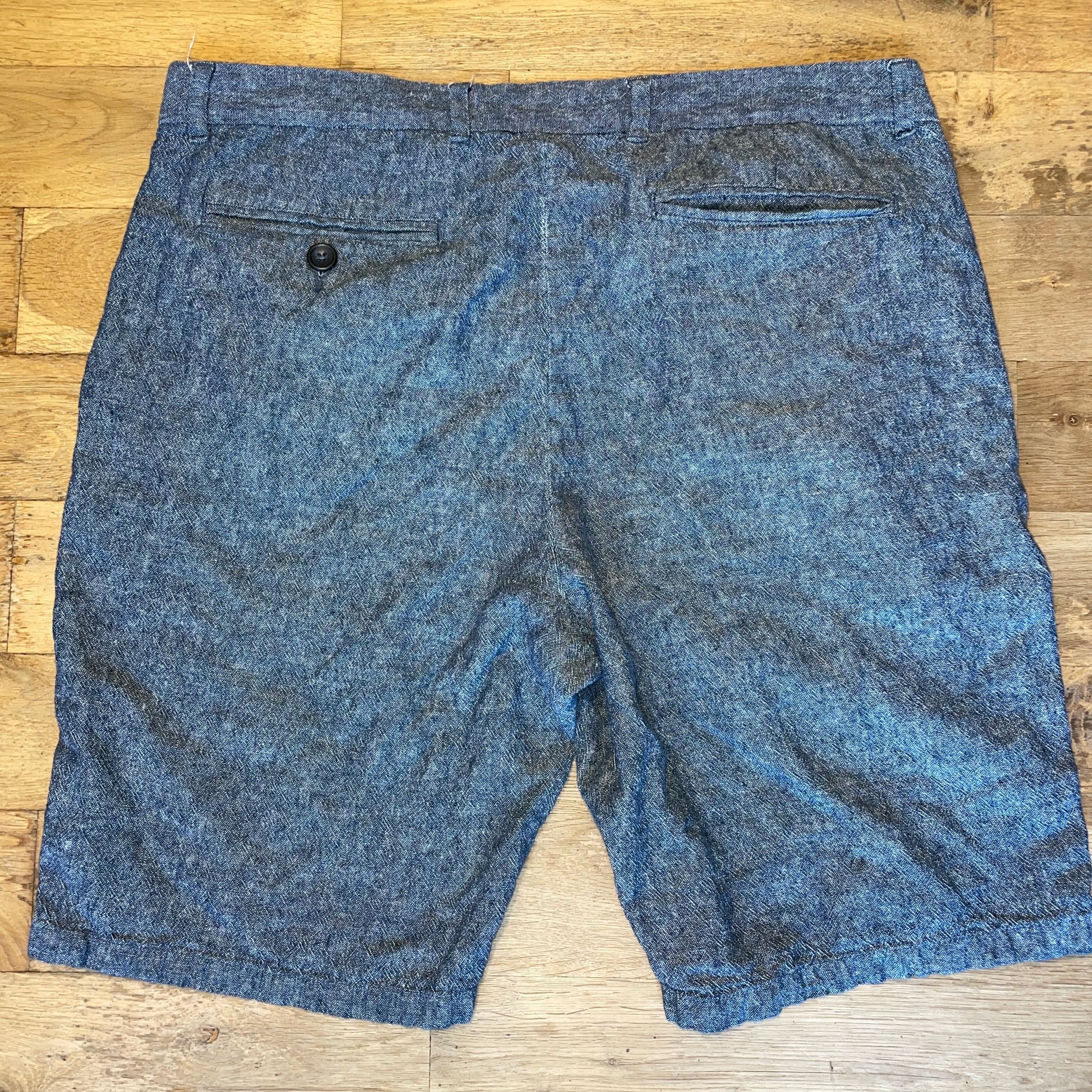 Old Navy OLD NAVY MEN'S FASHIONABLE SLIM SHORTS Size 36 Size US 36 / EU 52 - 2 Thumbnail