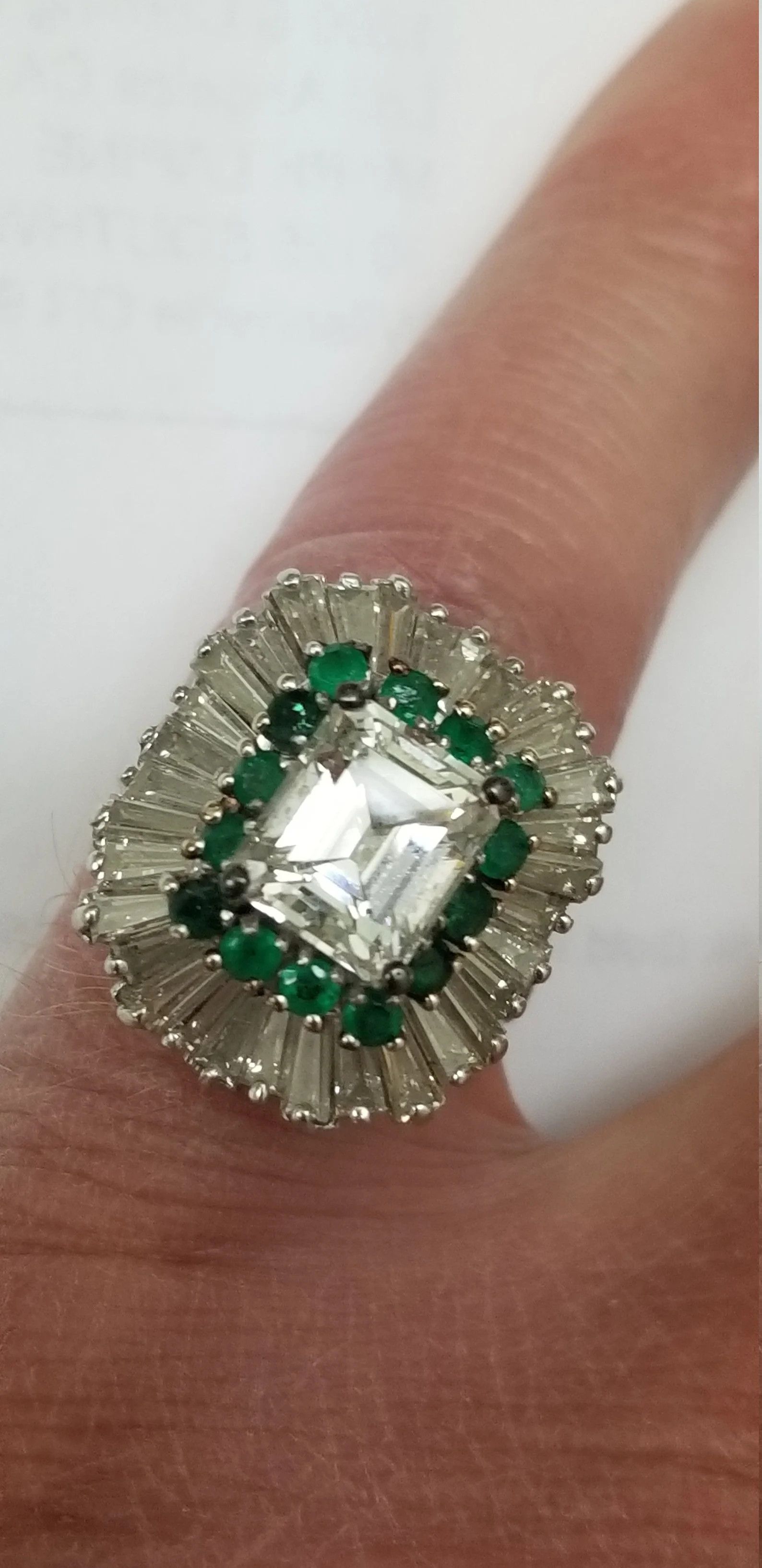 Other GIA Certified $120.000 Platinum 9.21ct Diamond Emerald Ring Size ONE SIZE - 7 Thumbnail