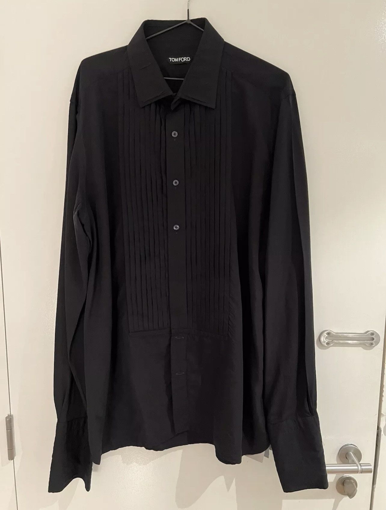 Tom Ford TOM FORD Black Dress tuxedo Shirt 17/5 44 Silk Lyocell Size US L / EU 52-54 / 3 - 1 Thumbnail
