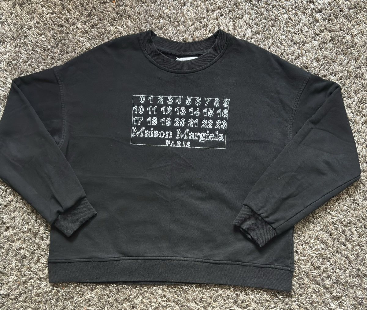 Maison Margiela Maison Margiela 10 Embroidered Numeric Logo Crew Sweater Size L / US 10 / IT 46 - 2 Thumbnail