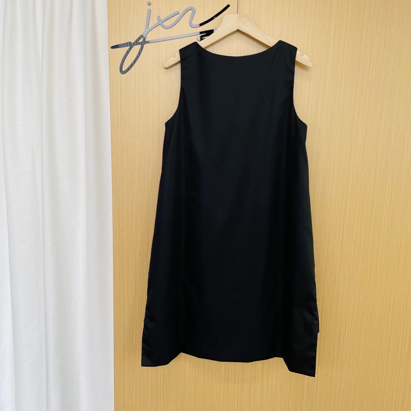 Prada Prada women's black nylon dress size 38 unused triangle tag Size XS / US 0-2 / IT 36-38 - 2 Thumbnail