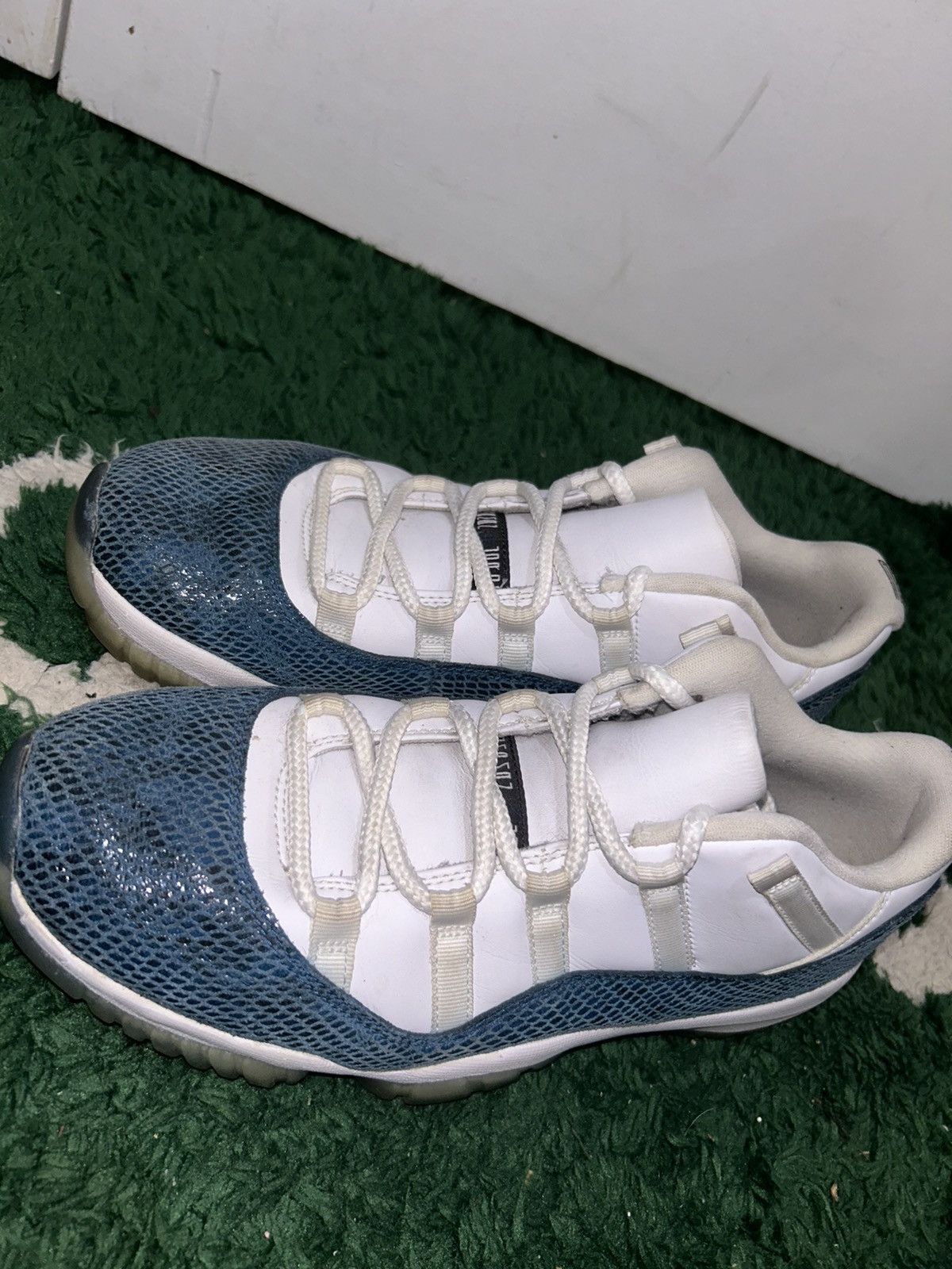 Jordan Brand Size 10 - Jordan 11 Retro Low Snakeskin 2019 Preowned Size US 10 / EU 43 - 6 Thumbnail