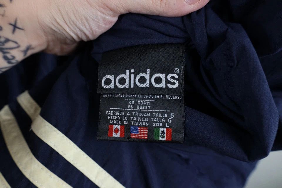 Adidas Vintage 90s Adidas Reversible Quilted Puffer Jacket Blue Size US L / EU 52-54 / 3 - 8 Thumbnail