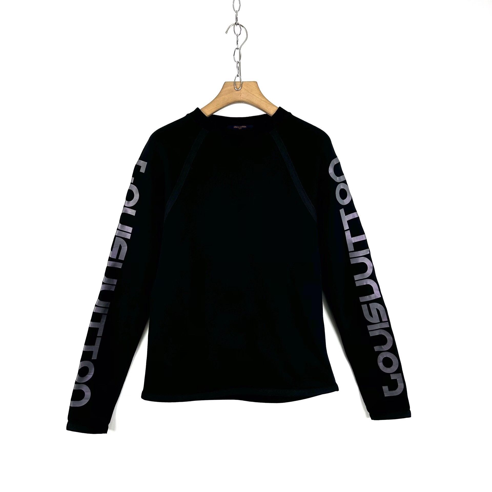 Louis Vuitton Louis Vuitton Black Reflective Logo Sweatshirt Size US M / EU 48-50 / 2 - 1 Thumbnail