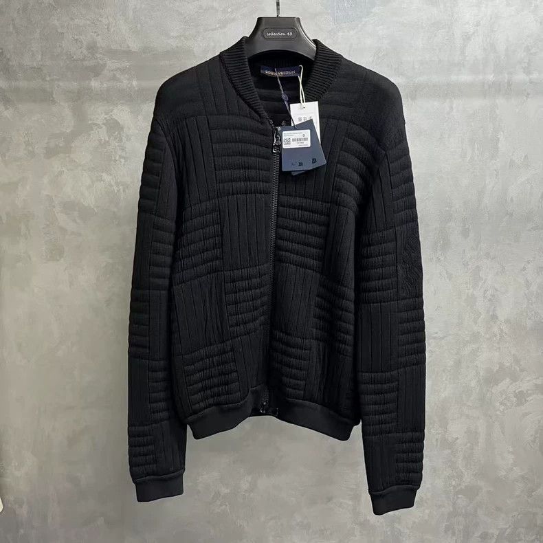 Louis Vuitton Louis Vuitton Black Solid Quilted Zip Jacket 2505-Nextarrow Size US S / EU 44-46 / 1 - 1 Thumbnail