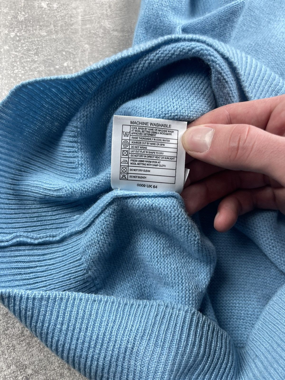 Pringle Of Scotland Pringle of Scotland Pure New Wool Crewneck Sweater Blue Size US M / EU 48-50 / 2 - 11 Thumbnail