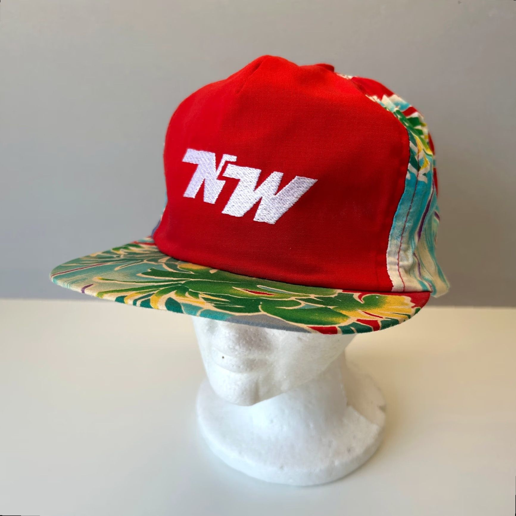 Vintage VINTAGE Northwest Transport Service Hat Strapback Hawaiian Floral Red Size ONE SIZE - 2 Thumbnail