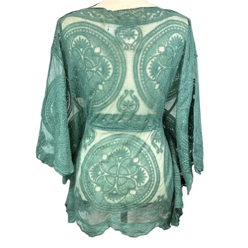 Other Boutique Lacey Poncho NWT Size M / US 6-8 / IT 42-44 - 2 Thumbnail