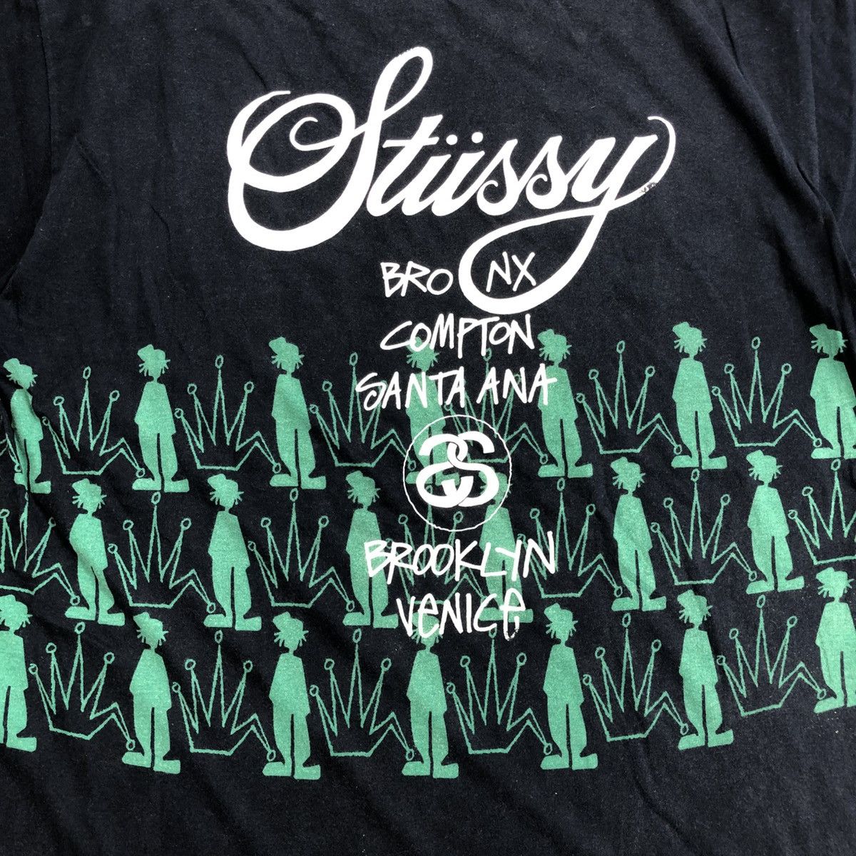 Stussy Vintage Stussy Shadowman Crown World Tour Iconic Skate Tee Size US XL / EU 56 / 4 - 6 Thumbnail