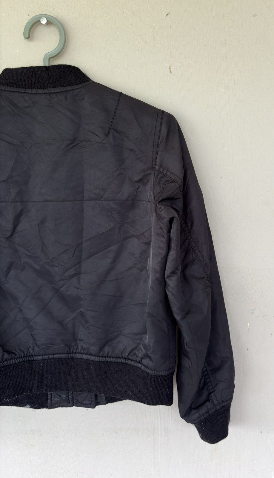 Uniqlo Uniqlo Bomber Light Jacket Size US M / EU 48-50 / 2 - 10 Thumbnail