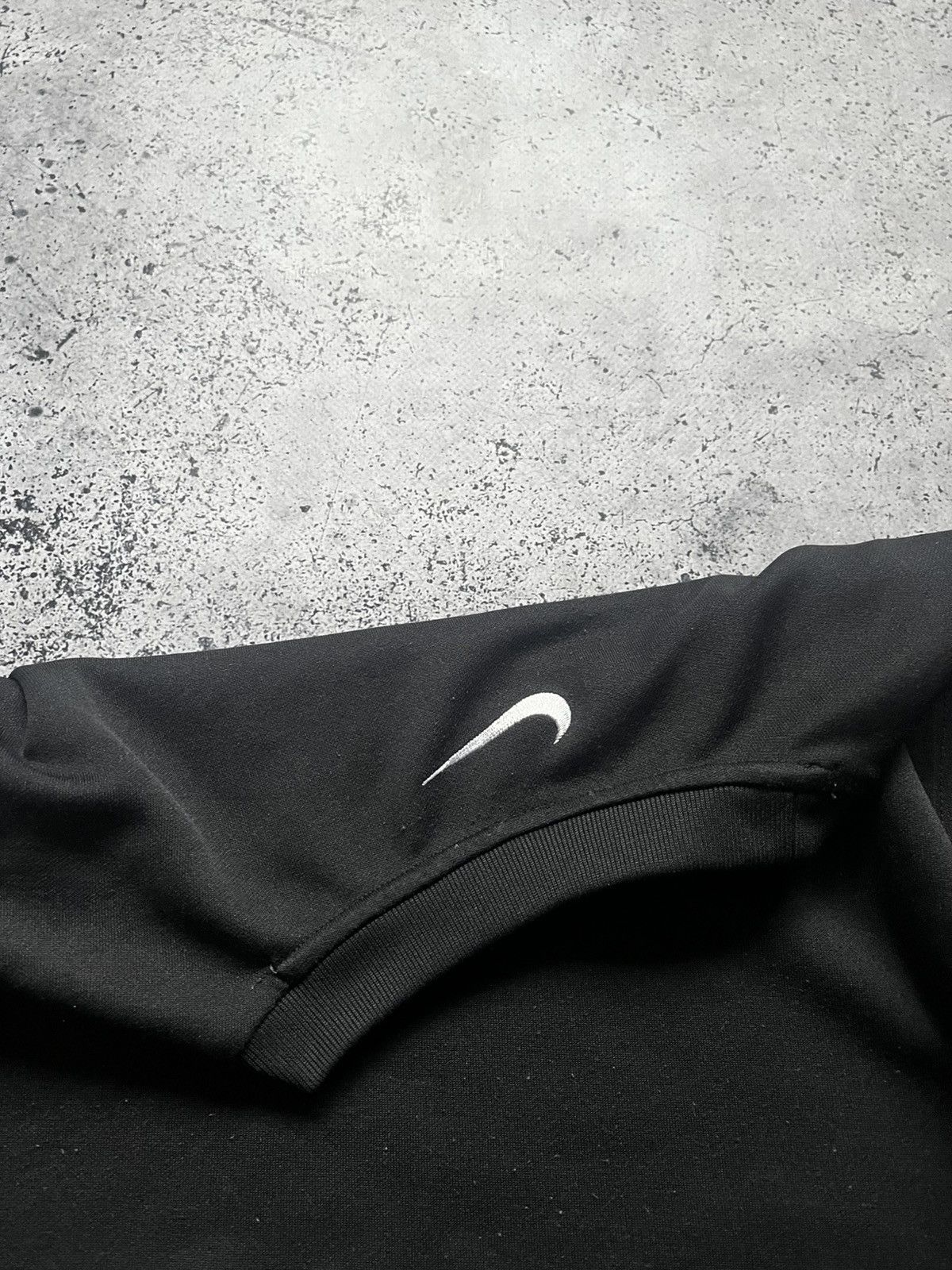 Nike Vintage Nike Total 90 Sweatshirt Mini Logo Y2K USA Size US S / EU 44-46 / 1 - 5 Thumbnail