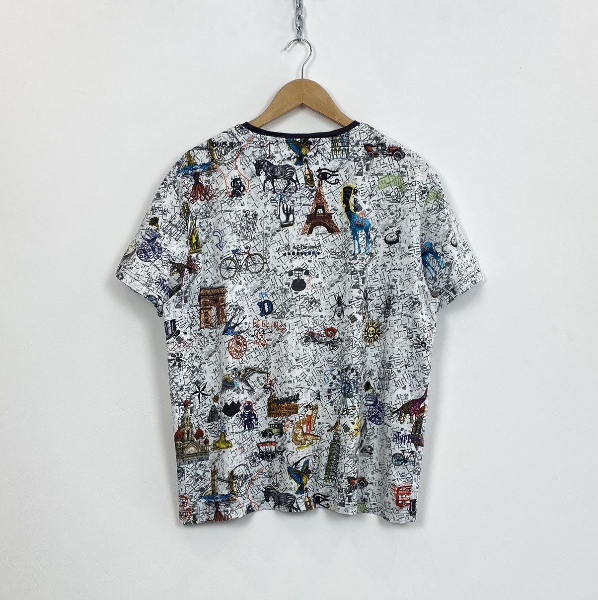 Other Desigual White Short Sleeve T-Shirt Men’s Size 2XL Top Size US XXL / EU 58 / 5 - 8 Thumbnail