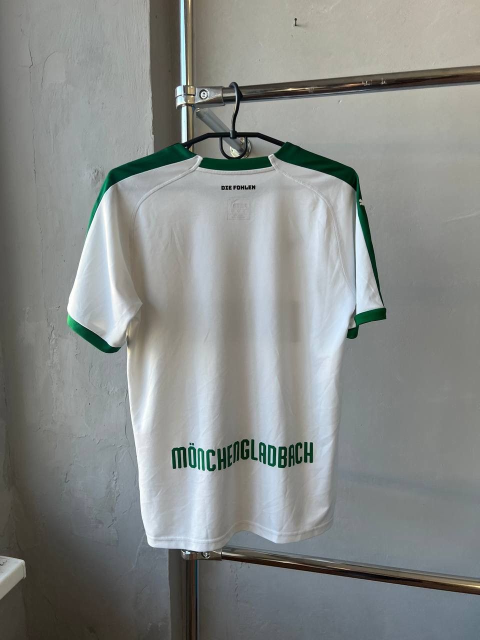 Puma 2018/19 BORUSSIA MONCHENGLADBACH HOME SOCCER FOOTBALL JERSEY Size US S / EU 44-46 / 1 - 12 Thumbnail
