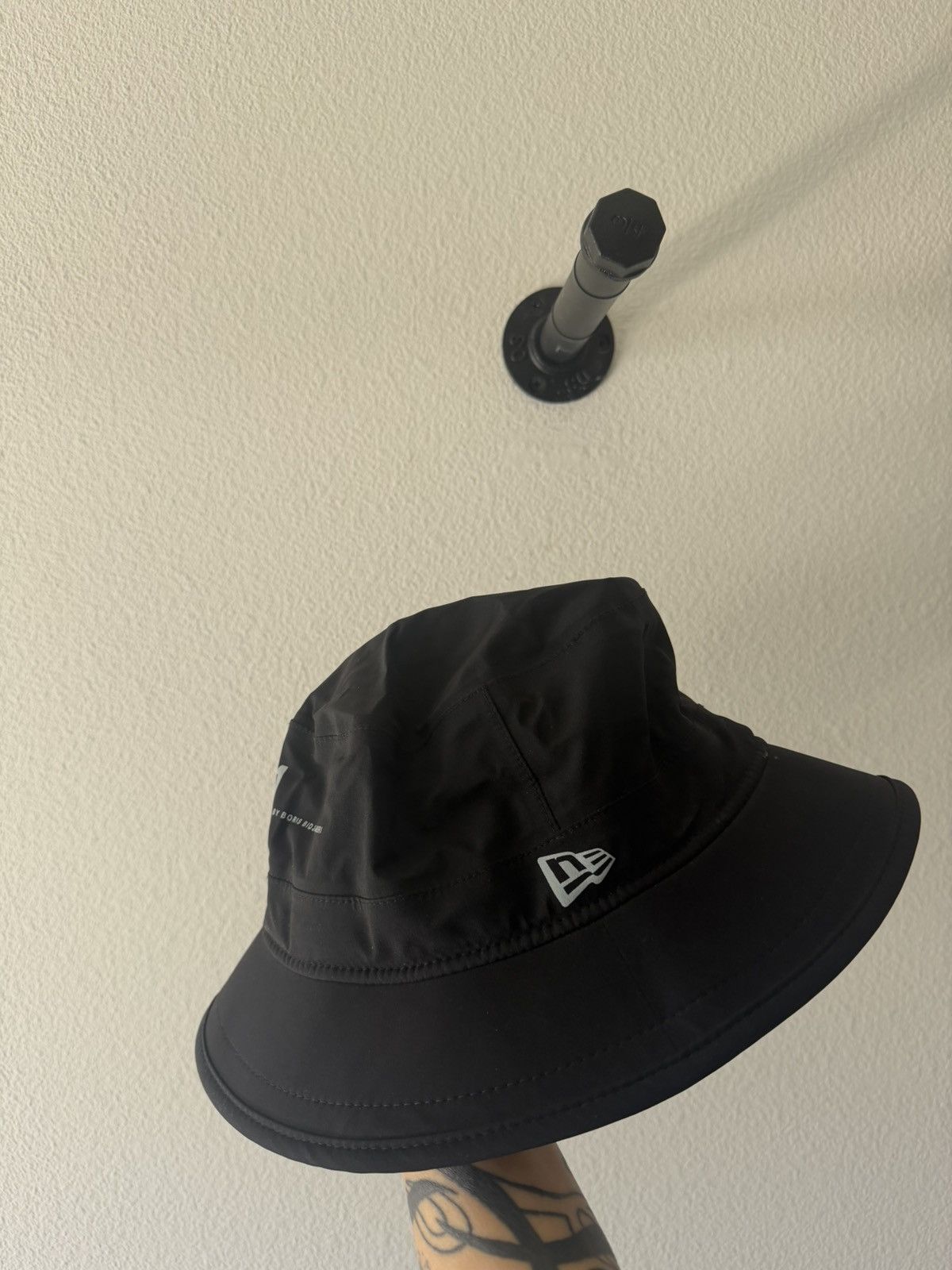 11 By Boris Bidjan Saberi 11 Boris New Era Bucket Hat L Size ONE SIZE - 3 Thumbnail