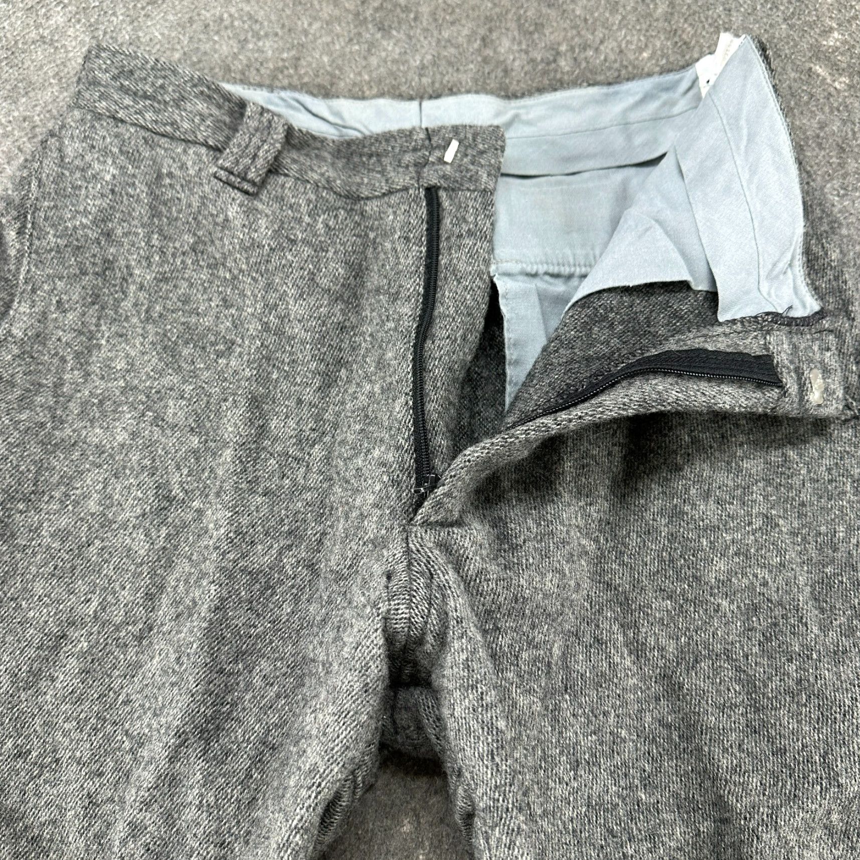 Vintage VINTAGE Woolrich Pants Mens 30 Grey Wool Herringbone Mackinaw Breeches USA 80s Size US 30 / EU 46 - 2 Thumbnail