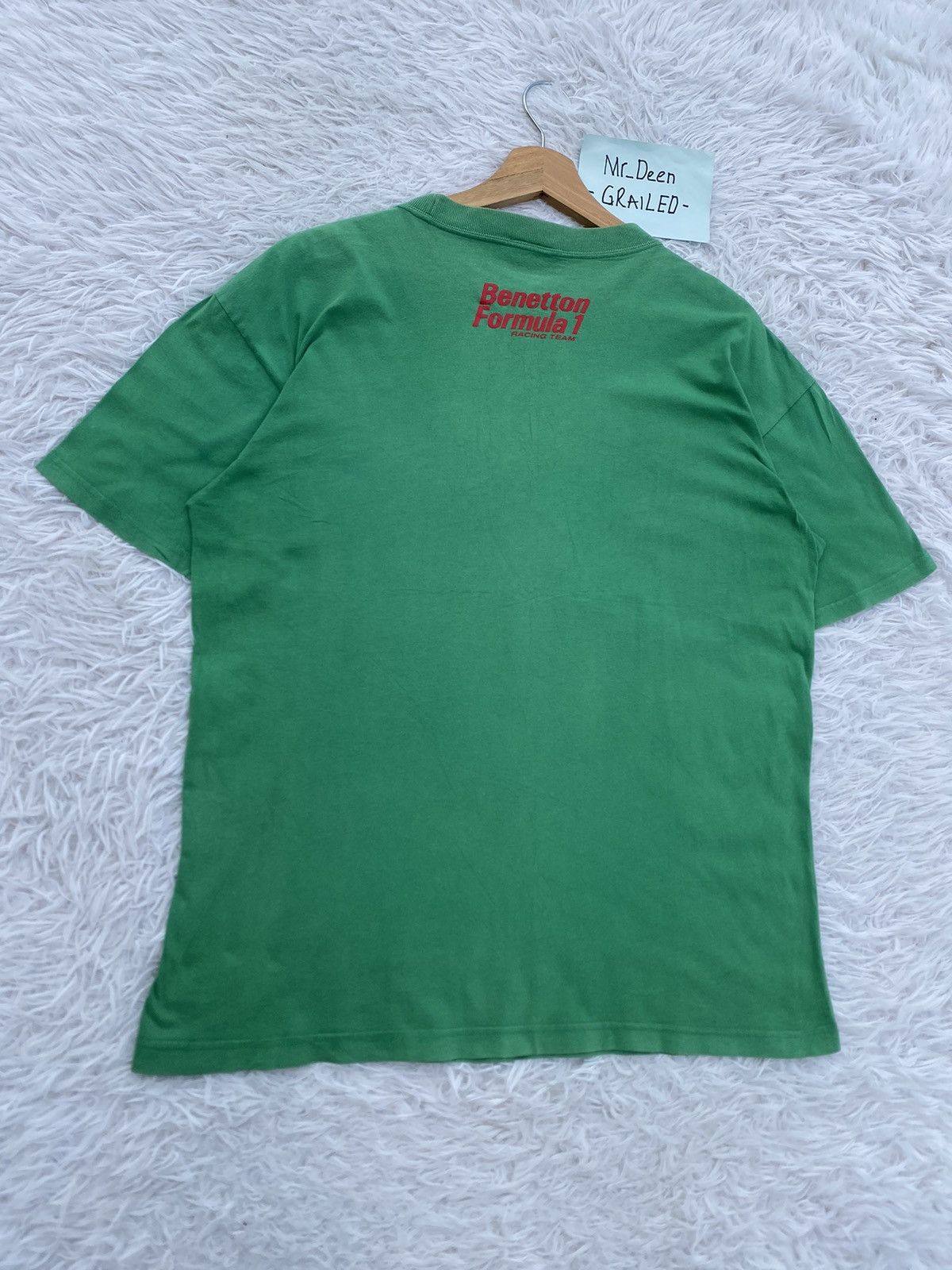 United Colors Of Benetton Rare United Colors of Benetton Spellout Big Logo Tshirt Size US L / EU 52-54 / 3 - 14 Thumbnail