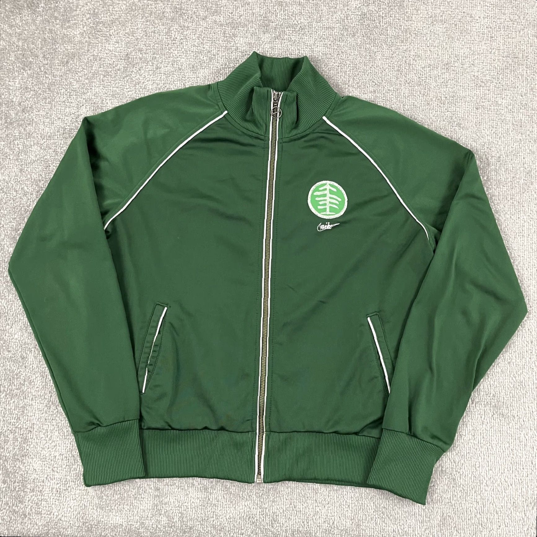 Nike Nike Jacket Womens Large Green Oregon Ducks TOC Full Zip Track Running Size L / US 10 / IT 46 - 2 Thumbnail