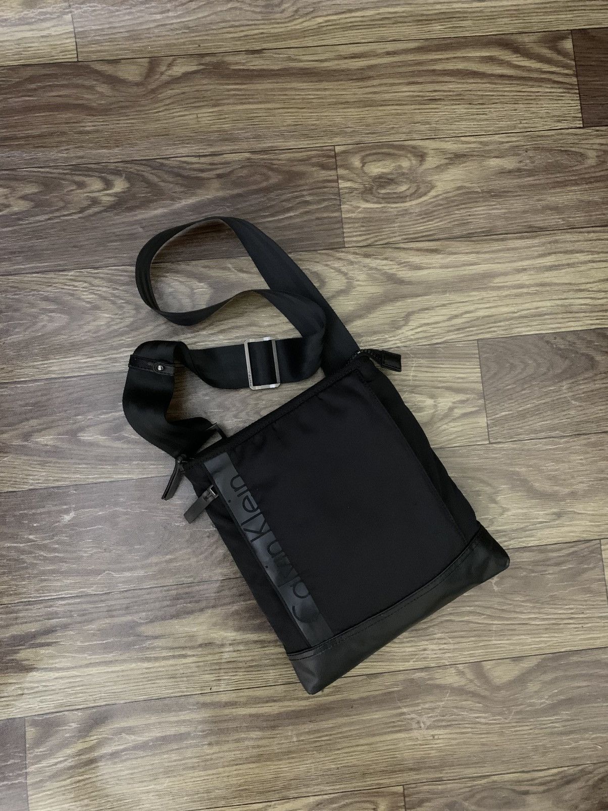 Calvin Klein Sling Bag CALVIN KLEIN Vintage Size ONE SIZE - 3 Thumbnail