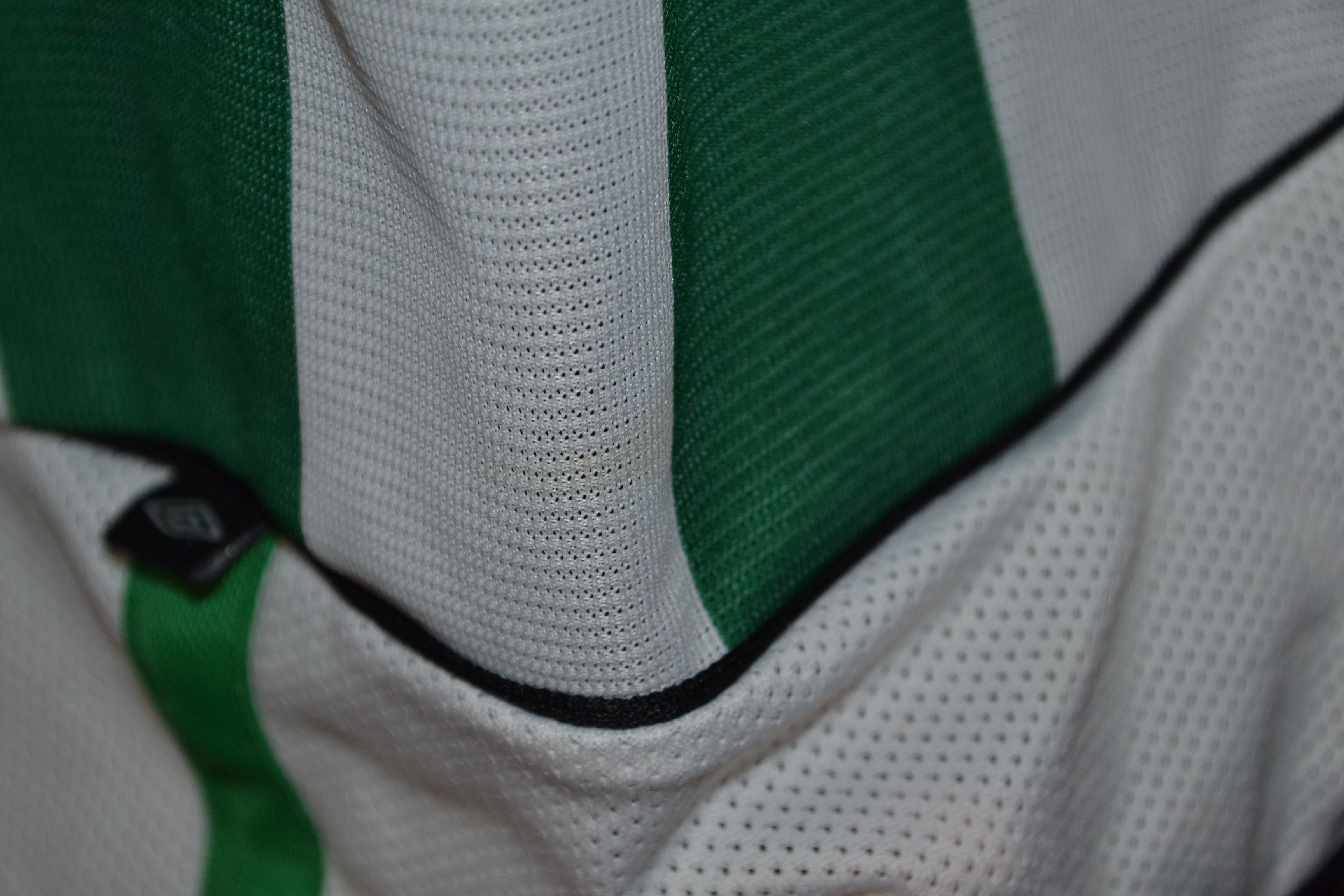 Umbro Athletico Nacional 2003-2004 Original Jersey size XL Size US XL / EU 56 / 4 - 8 Thumbnail