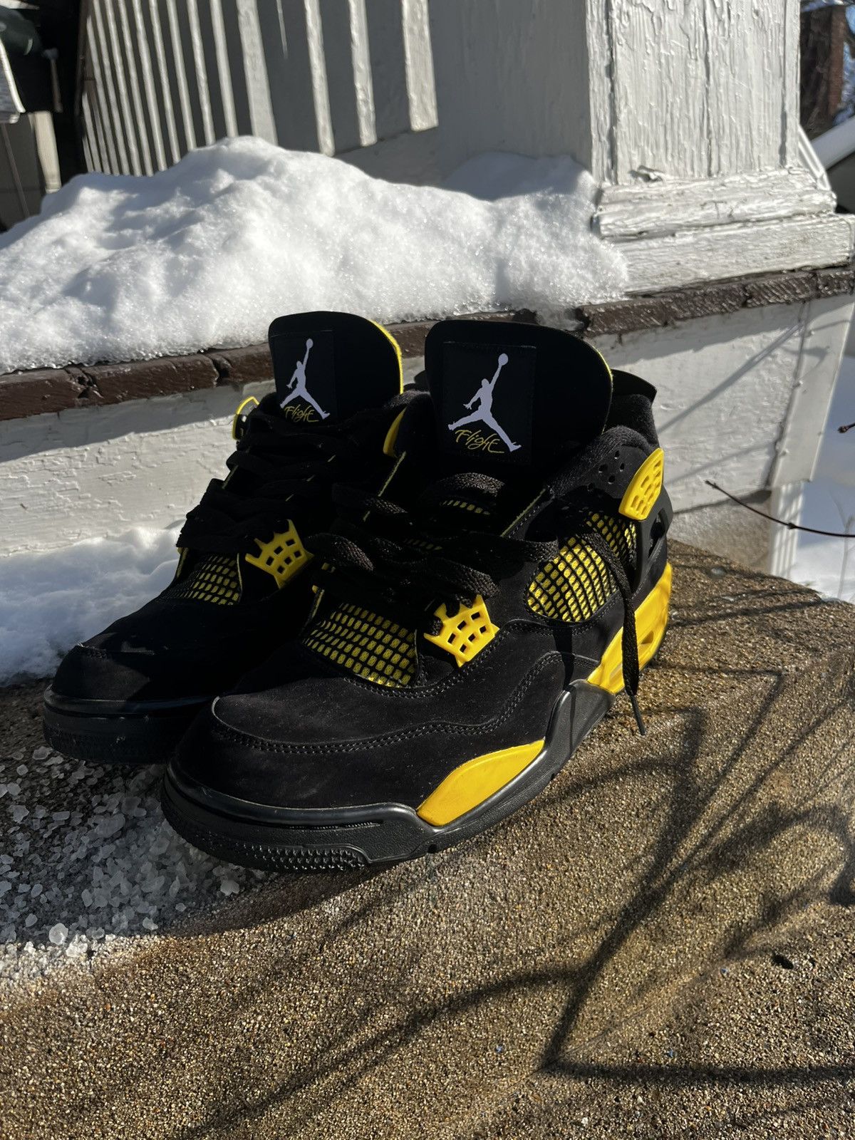 Jordan Brand Air jordan 4’s “thunders” yellow & black Size US 12 / EU 45 - 1 Thumbnail
