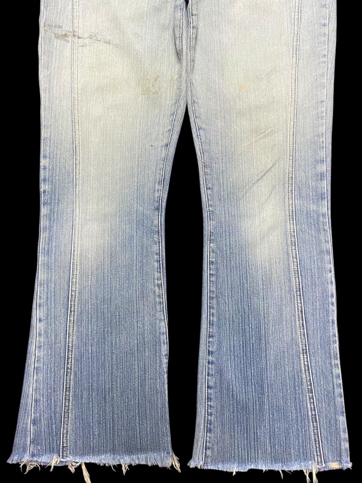 Japanese Brand Vintage Japanese Brands Light Colour Flare Soft Jeans Size US 30 / EU 46 - 5 Thumbnail