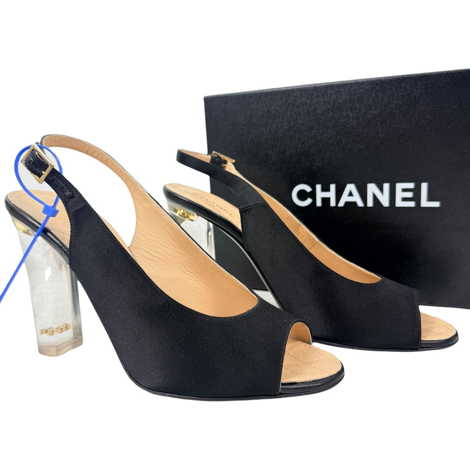 Chanel Chanel 2015 CC Logo Runway Lucite Slingback Pumps Black Size US 10 / IT 40 - 2 Thumbnail