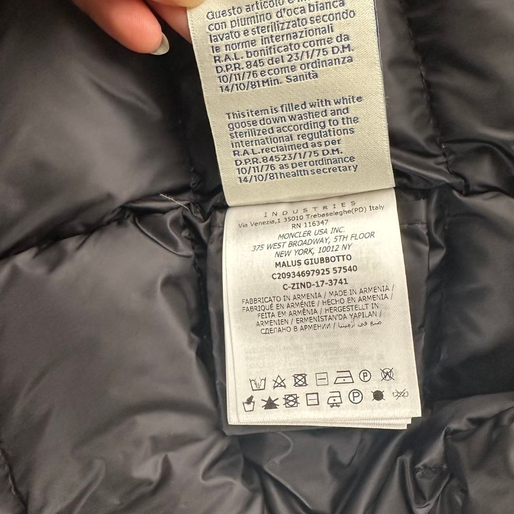 Moncler Black Puffer Fur Trim Size M / US 6-8 / IT 42-44 - 13 Thumbnail