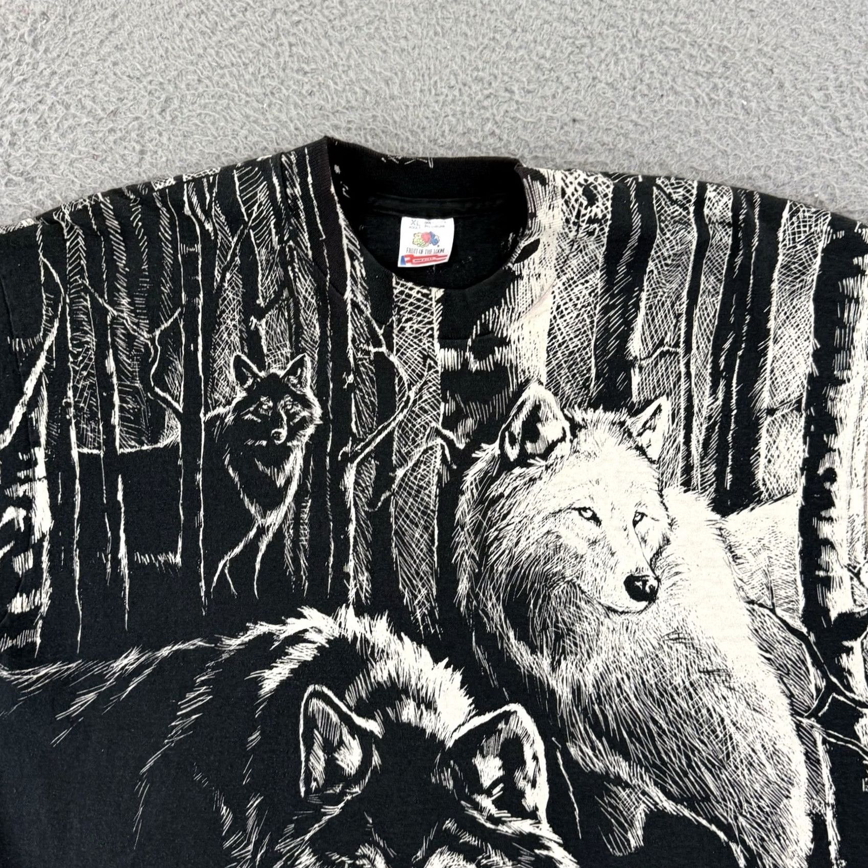 Fruit Of The Loom VINTAGE Fruit of the Loom Shirt Mens XL Black Wolf Nature 90s Short Sleeve USA Size US XL / EU 56 / 4 - 3 Thumbnail
