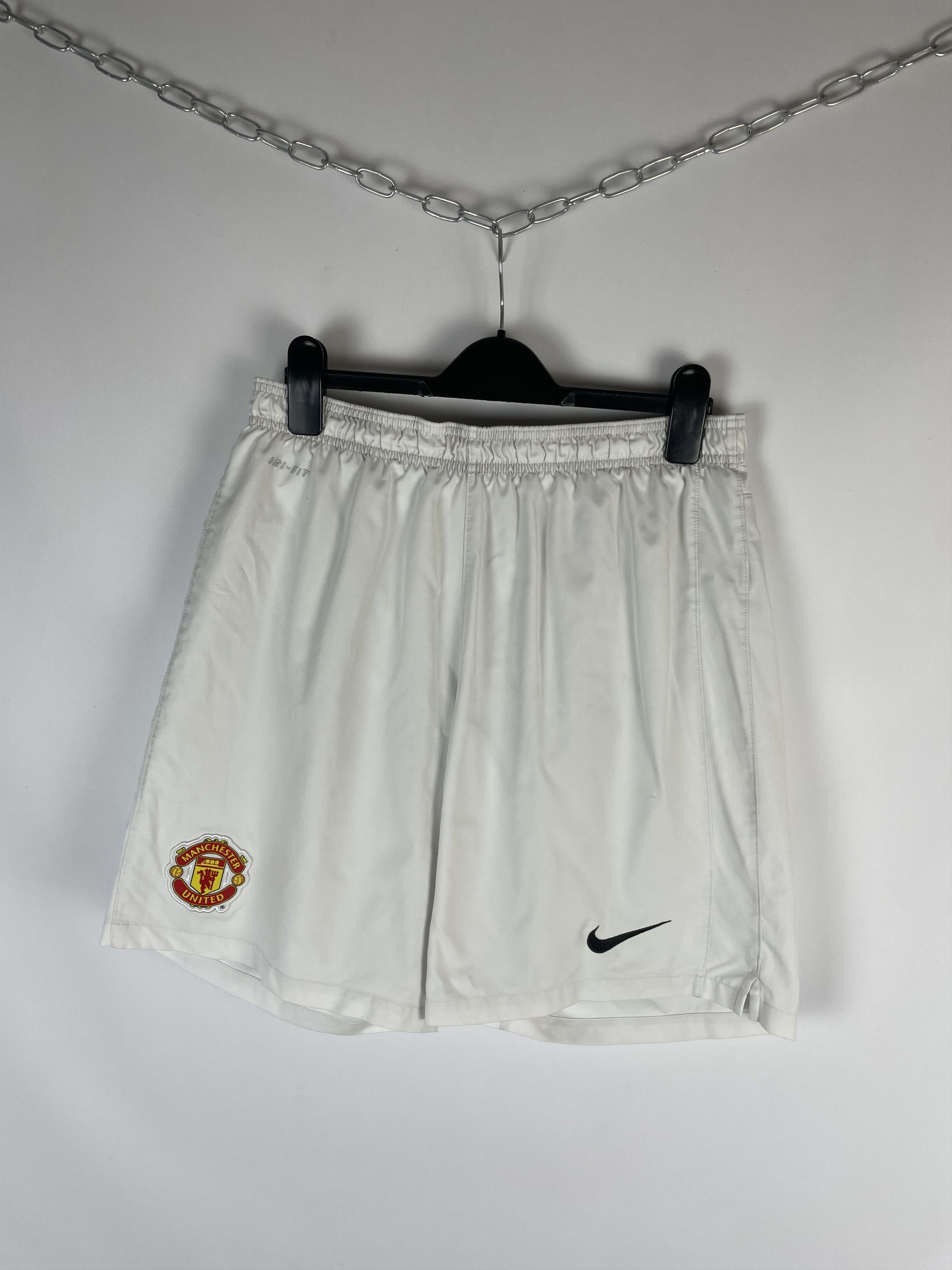 Nike Vintage Nike Manchester United Shorts Soccer Footbal Size US 34 / EU 50 - 3 Thumbnail