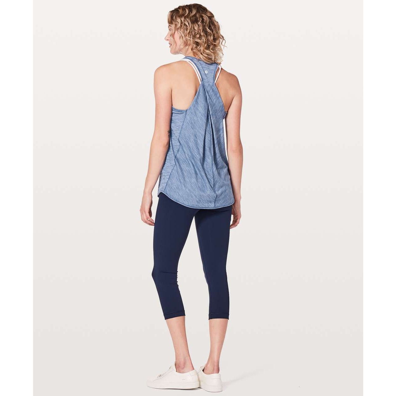 Lululemon LULULEMON Essential Tank Heathered Brilliant Blue Sz 8 Size M / US 6-8 / IT 42-44 - 2 Thumbnail