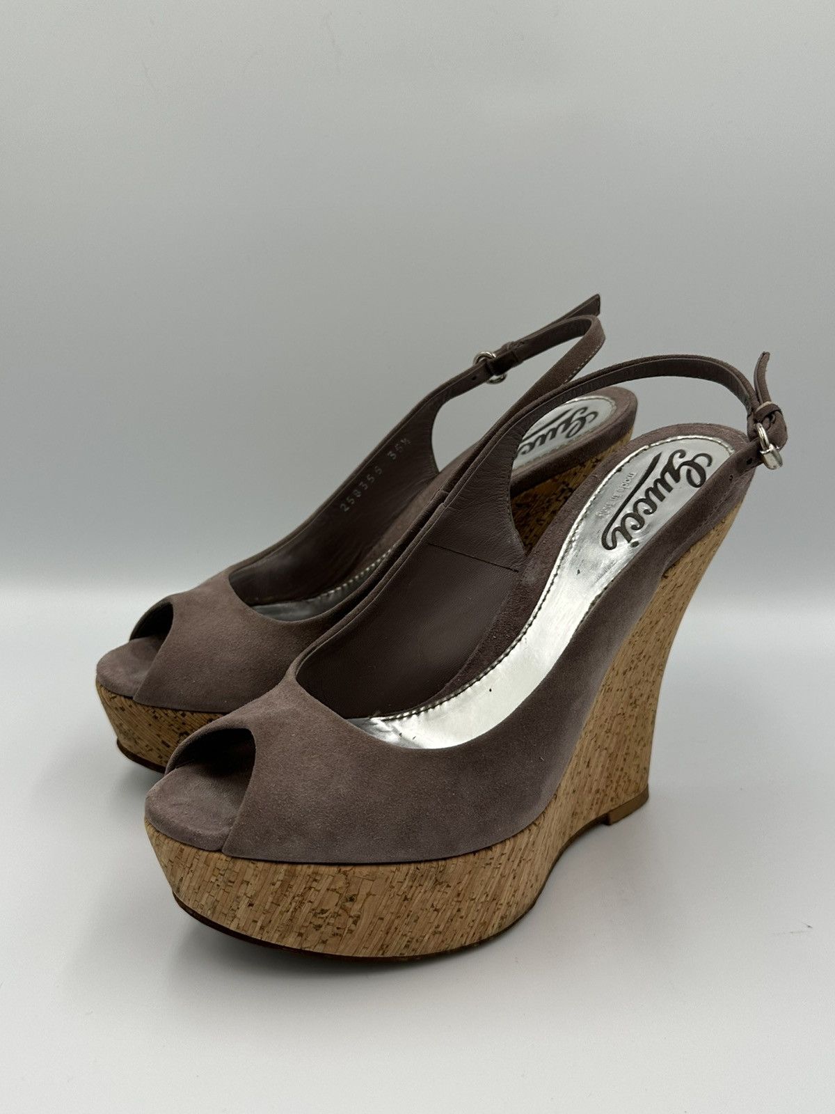 Gucci Gucci suede open toe wedge sandals with box Size US 5.5 / IT 35.5 - 2 Thumbnail