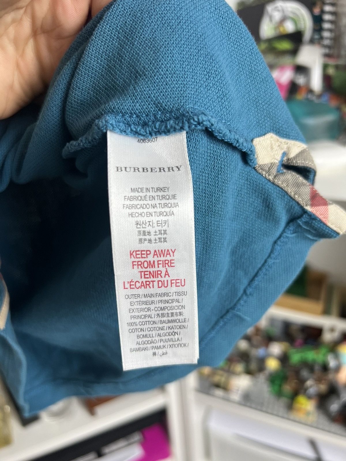Burberry × Designer × Vintage Vintage y2k Burberry nova check polo t-shirt XS designer rare Size XS / US 0-2 / IT 36-38 - 5 Thumbnail