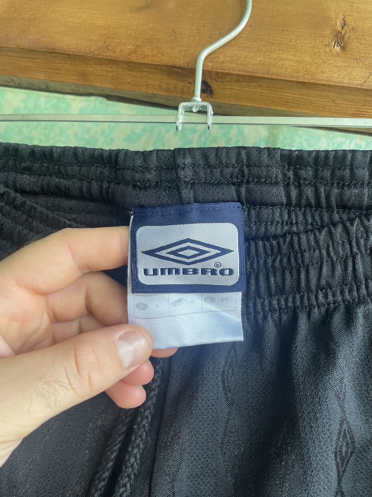 Umbro Vintage Umbro Monogram Shorts Football Soccer Size US 32 / EU 48 - 8 Thumbnail