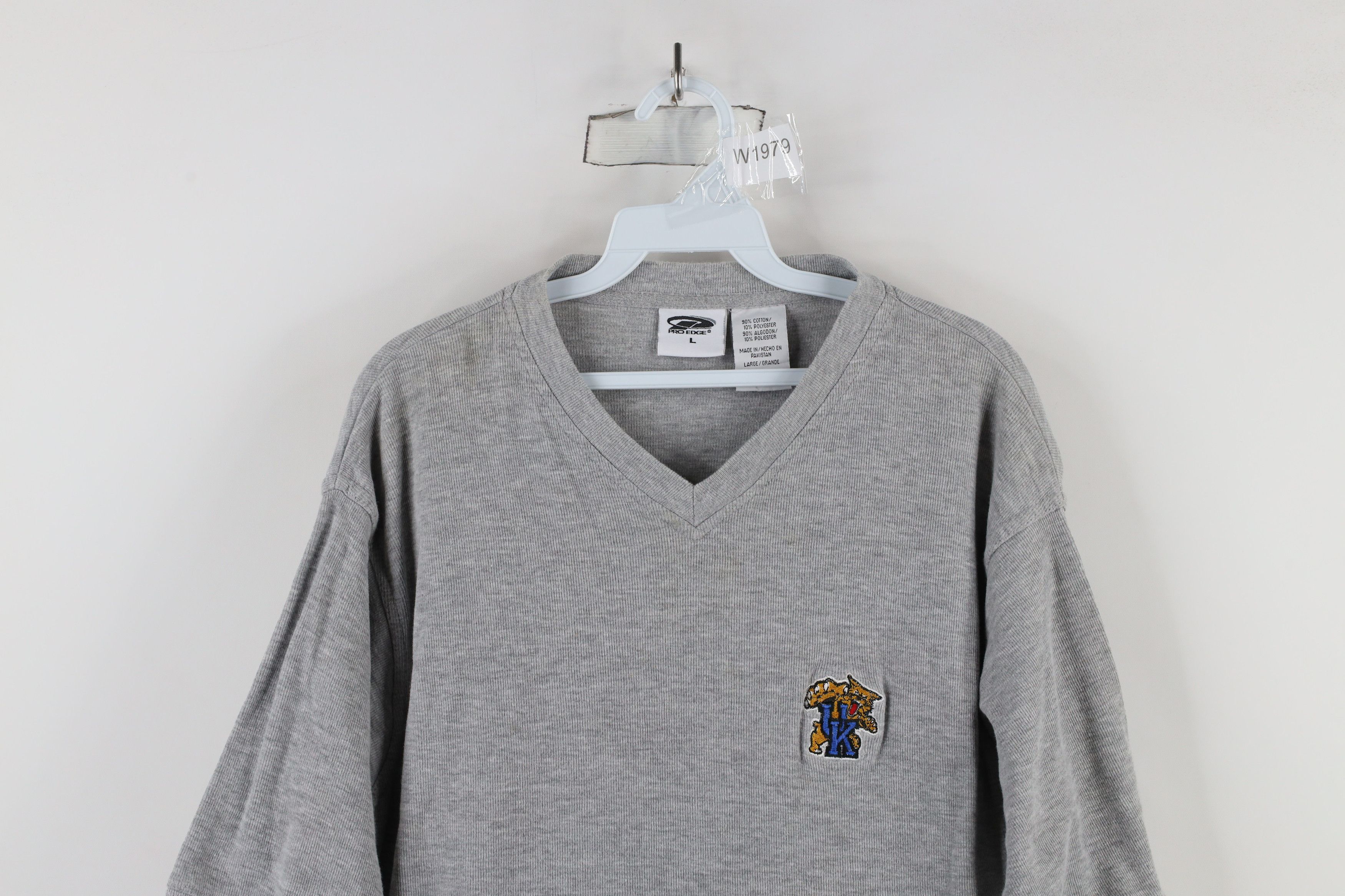 Vintage Vintage 90s University of Kentucky V-Neck T-Shirt Gray Size US L / EU 52-54 / 3 - 2 Thumbnail